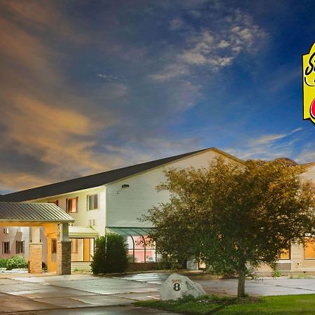 Super 8 By Wyndham Iowa Falls Esterno foto