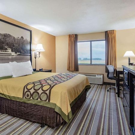 Super 8 By Wyndham Iowa Falls Esterno foto