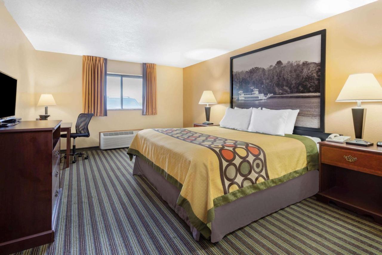 Super 8 By Wyndham Iowa Falls Esterno foto