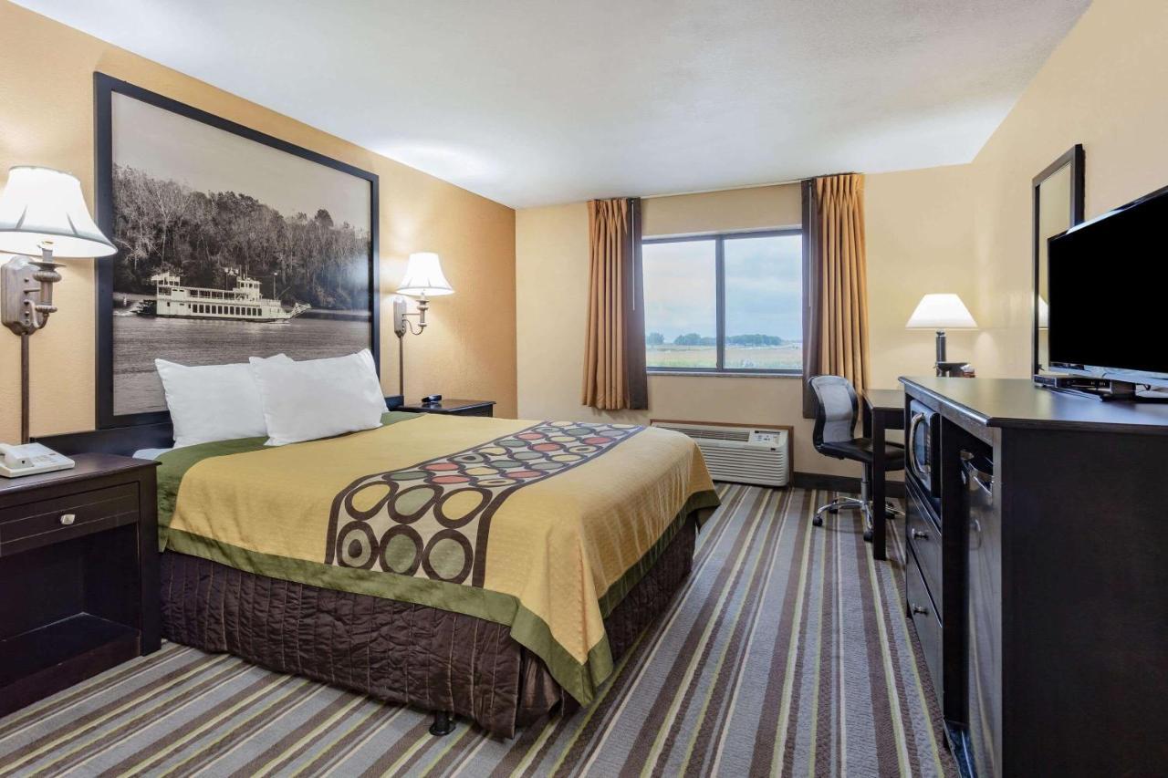 Super 8 By Wyndham Iowa Falls Esterno foto